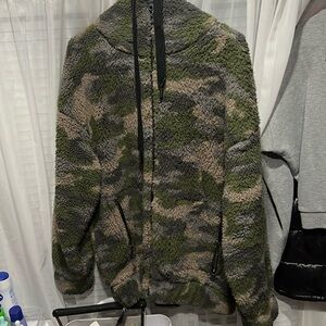 Aerie size small fuzzy jacket